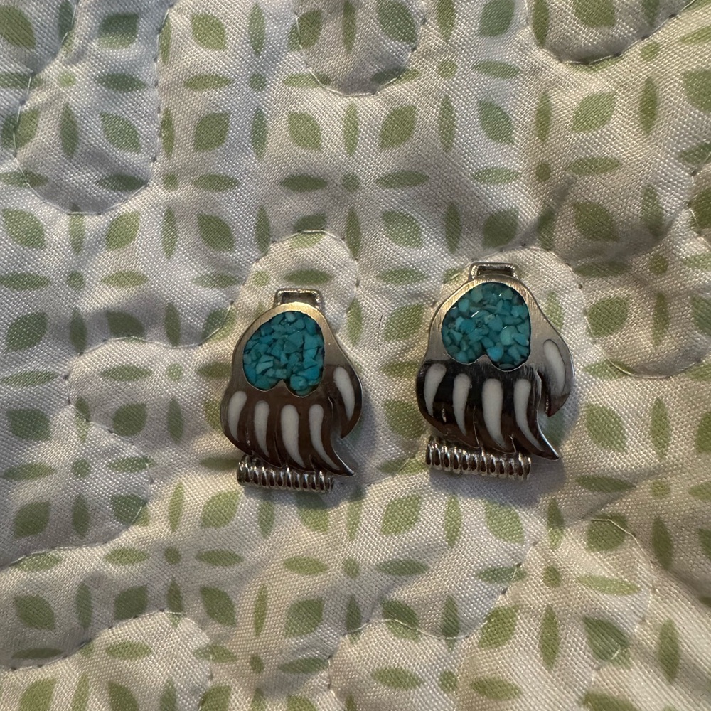 Vintage watch ends in laid turquoise bear claw